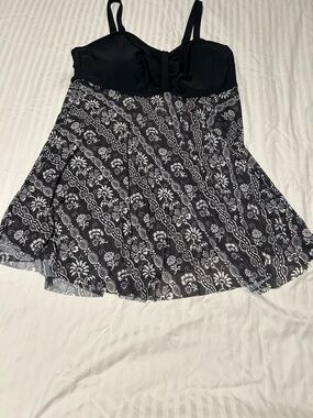 BloomChic Black Bandeau Camisole with White Floral Print